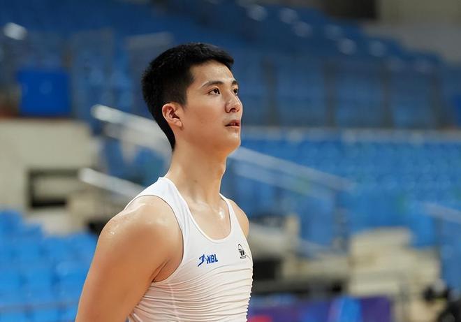 赛后传来1喜2忧萨林杰与三号位存弊端！尊龙凯时网北控107-105击败广州(图2)