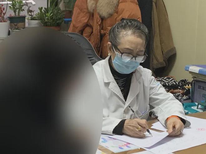 孩子的注意力！第4个你可能天天在做尊龙AG人生就是博7个习惯正在毁掉(图3)