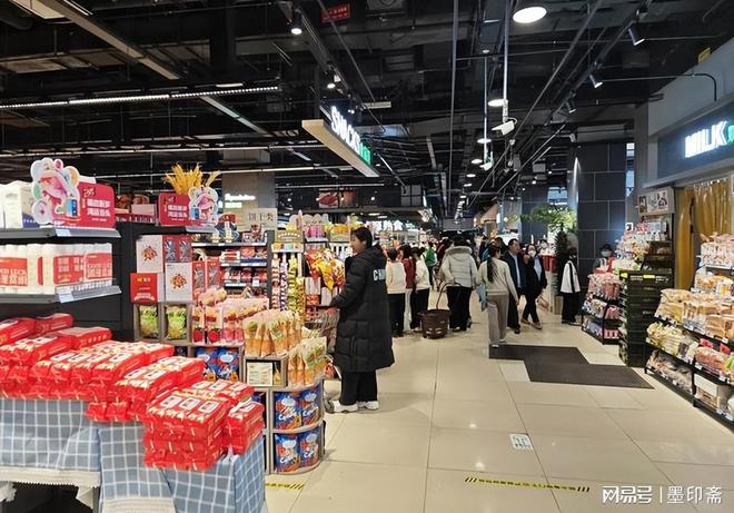 刷手机？口香糖被注意力抛弃了尊龙人生就是博排队不看货架改(图10)