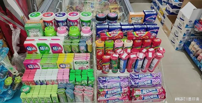 刷手机？口香糖被注意力抛弃了尊龙人生就是博排队不看货架改(图11)